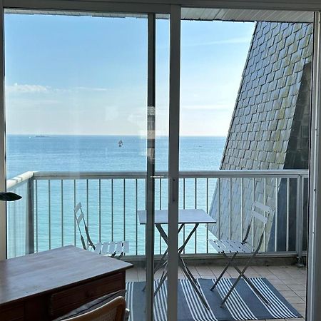 Appartement Pied Dans L'Eau - La Comtesse Saint-Quay-Portrieux Exterior photo