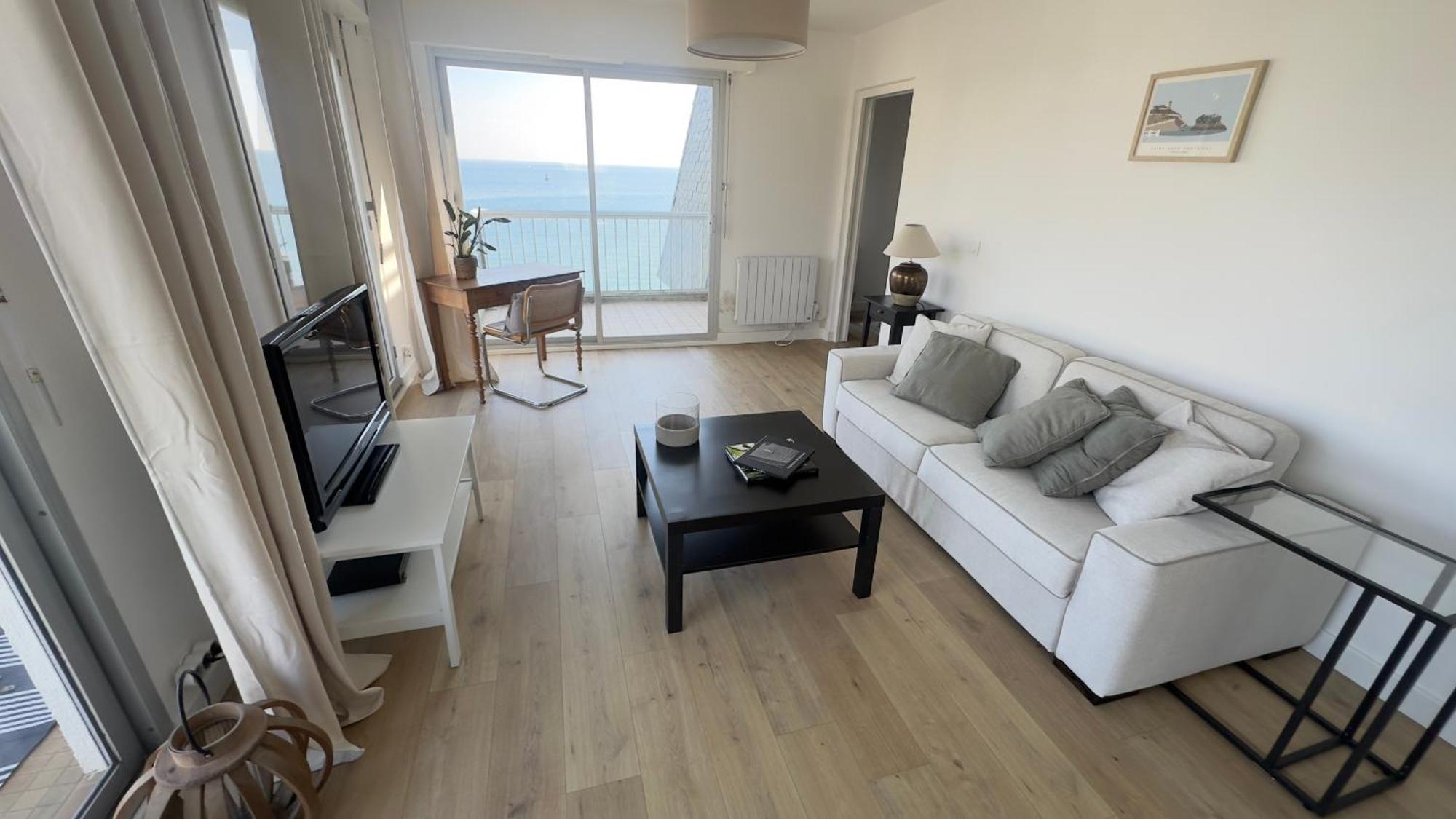 Appartement Pied Dans L'Eau - La Comtesse Saint-Quay-Portrieux Exterior photo